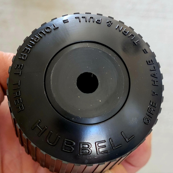 Hubbell Locking Plugs TWO PIECES 20A 125V AC NEMA L 5-20P 2 Pole 3Wire Grounding - Picture 7 of 7